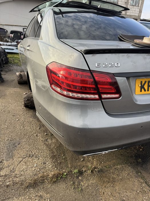 Bara spate Mercedes w212 facelift e-class stare impecabila!
