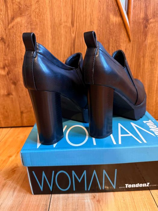 Боти на висок ток 37 номер