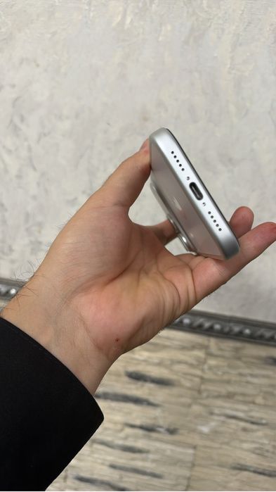 Продаю Iphone 17 pro