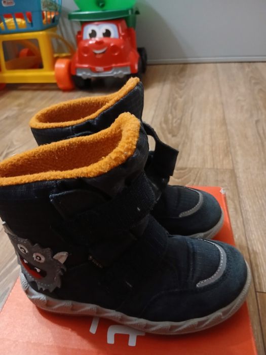 Детски сиви боти Gore-tex Superfit