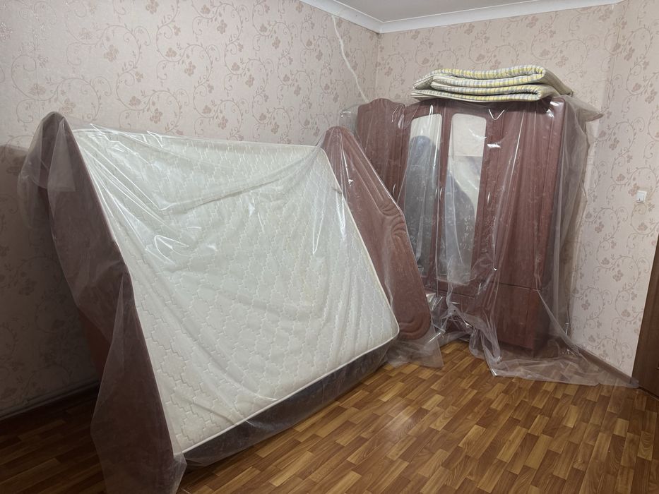 Спальный гарнитур