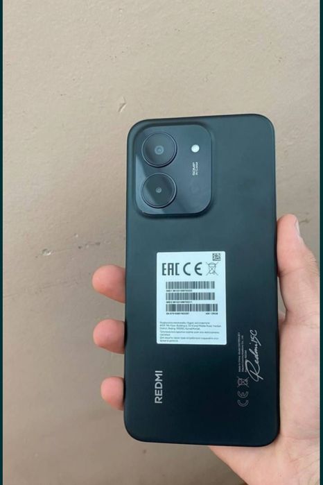 Redmi 15c xolati ideal 8.256