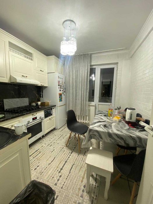 2 - Комн. в 7мкр.     Эмиль Империя