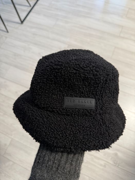 Шапка Ted baker  нова