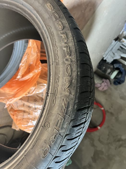 Продам комплект шин Pirelli scorpion zero