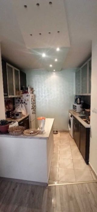 Дава се под наем Двустаен апартамент в София, Редута - 60 кв.м за 718.08 € - Снимка #2