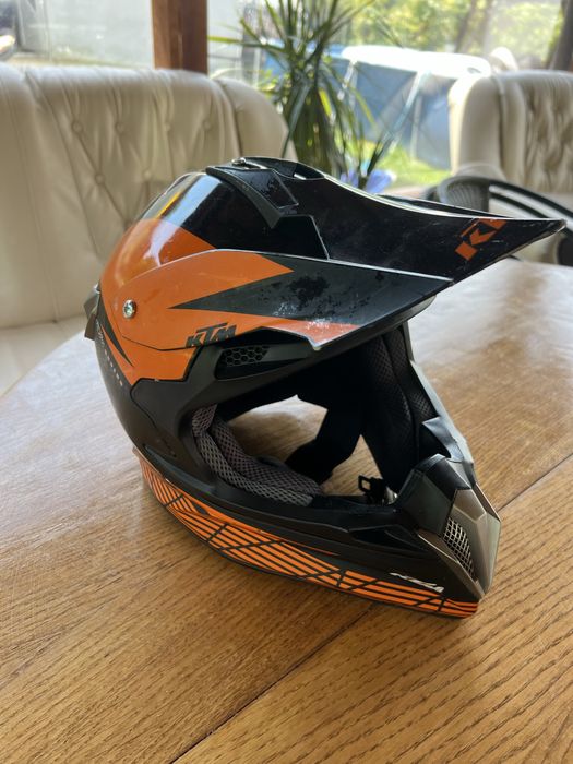 Casca KTM marimea M 57-58