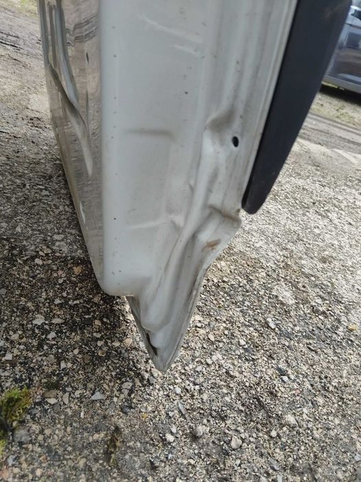 Мерцедес Спринтер 910 предна дясна врата