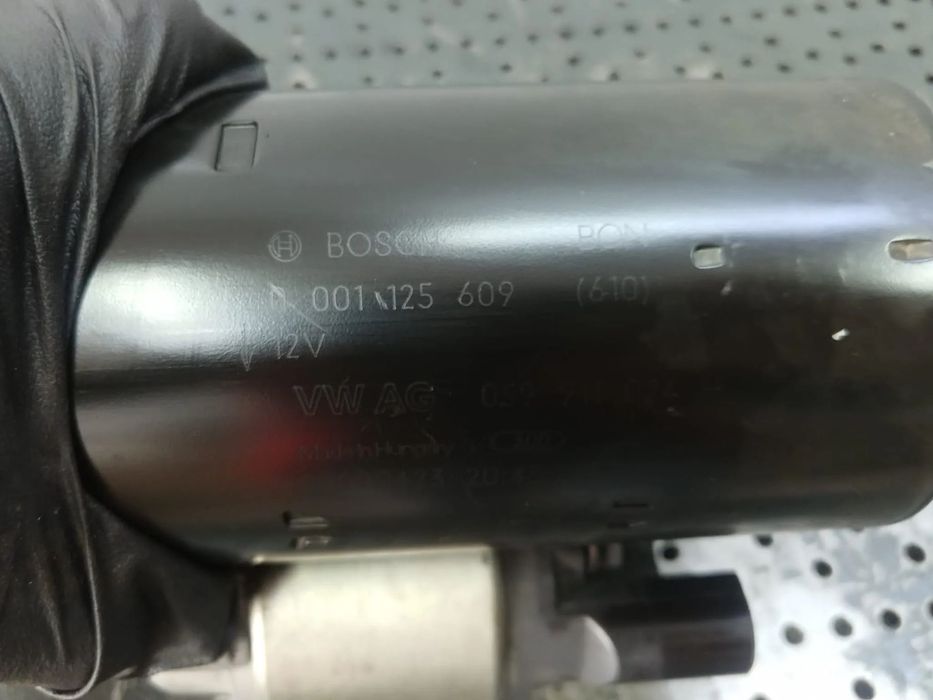 electromotor 3.0tdi cas  audi q7 4l vw touareag 0001125609  059911024h