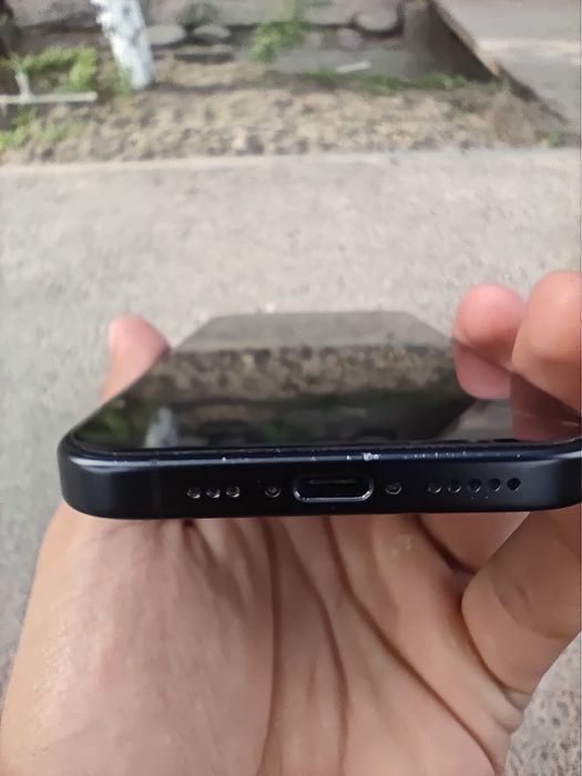 IPhone 16 . Коробка имеется