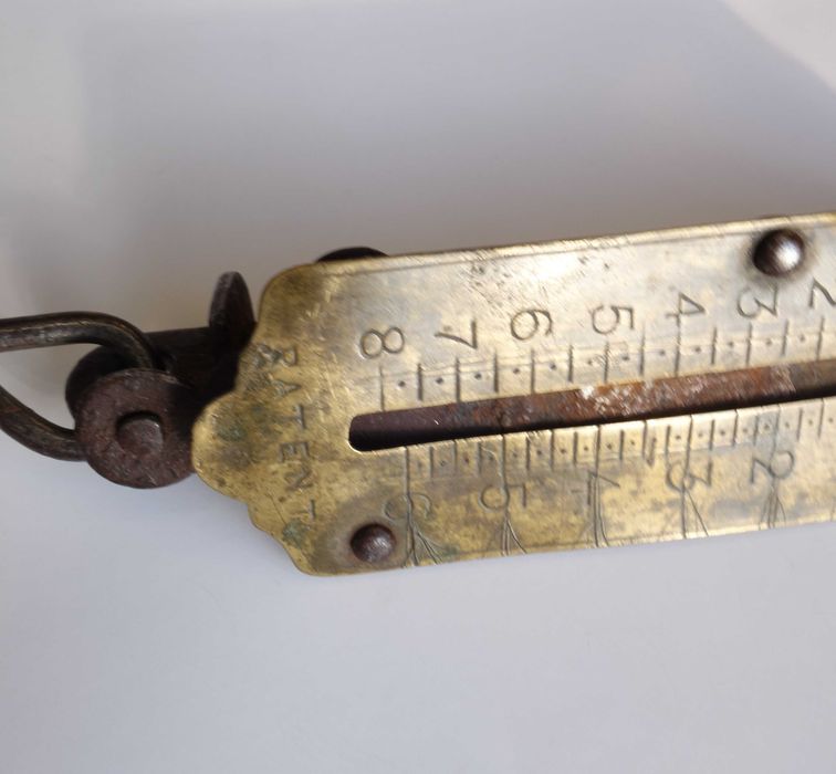 Малко кантарче  "HUGHES "