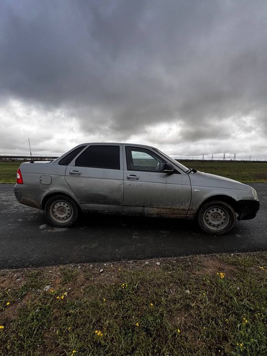Lada priora 2008