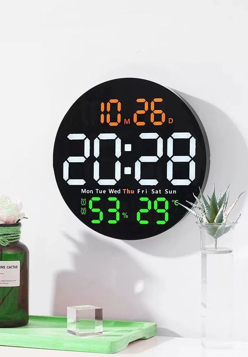 Электронные часы. 25 × 25. Elektron soatlar . Led soat kalendarli