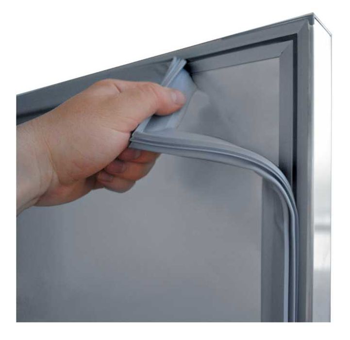 Хладилен шкаф от неръждаема стомана, за количка за тави 60x40см