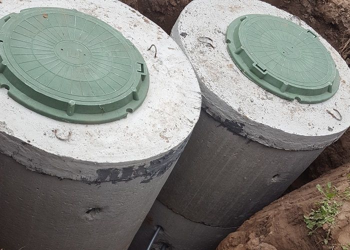 Септик под ключ . Копка установка