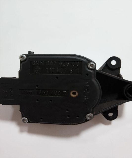 Motoras Clapeta Aeroterma  6NN00762600 Skoda Octavia prima generatie