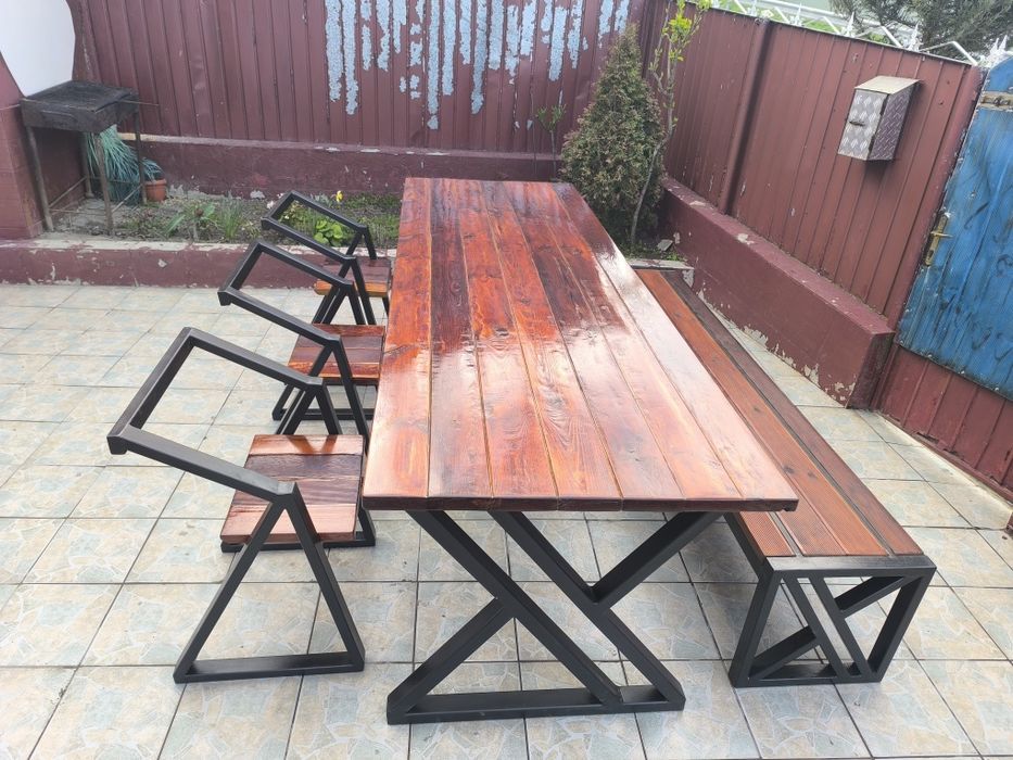 Masa terasa cu banca și scaune