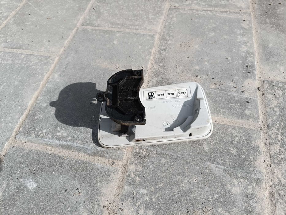 Вратичка за капачка на резервоар на Ситроен Ксантия Citroen Xantia