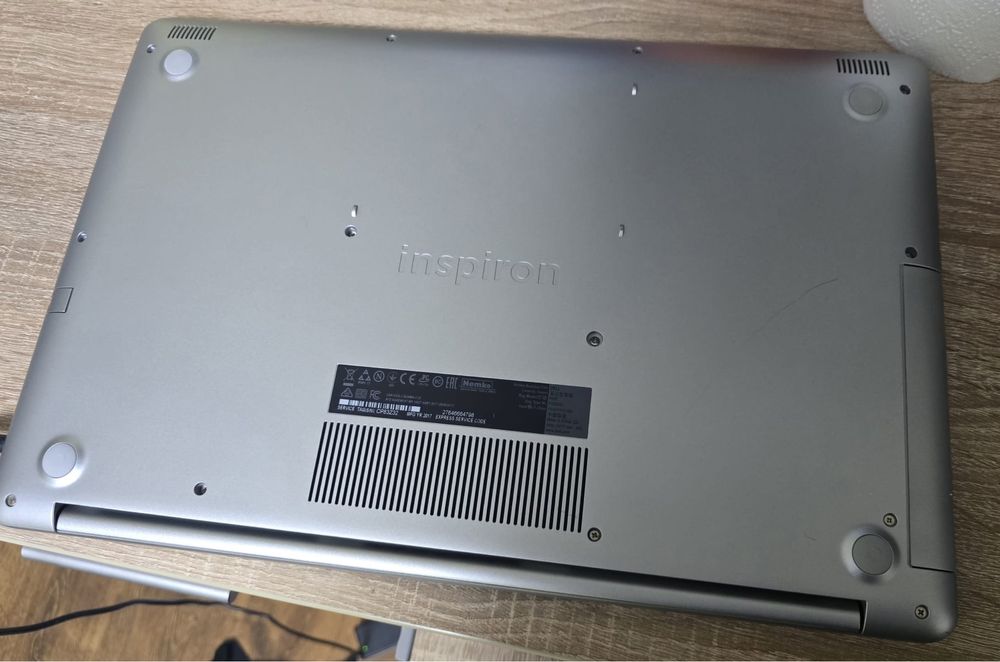 Laptop Dell Inspiron 5770 – i5, 8GB RAM,1TB dell stare frt  bună lapto