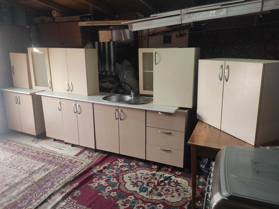 Кухонный гарнитур б/у.