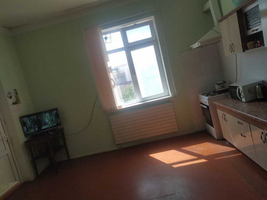 Mevazor MFY (SHreder) da 6 sotx uy sotiladi.