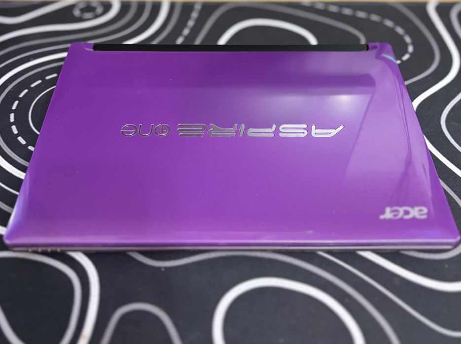 Продам Acer Aspire One M450 мини-нетбук