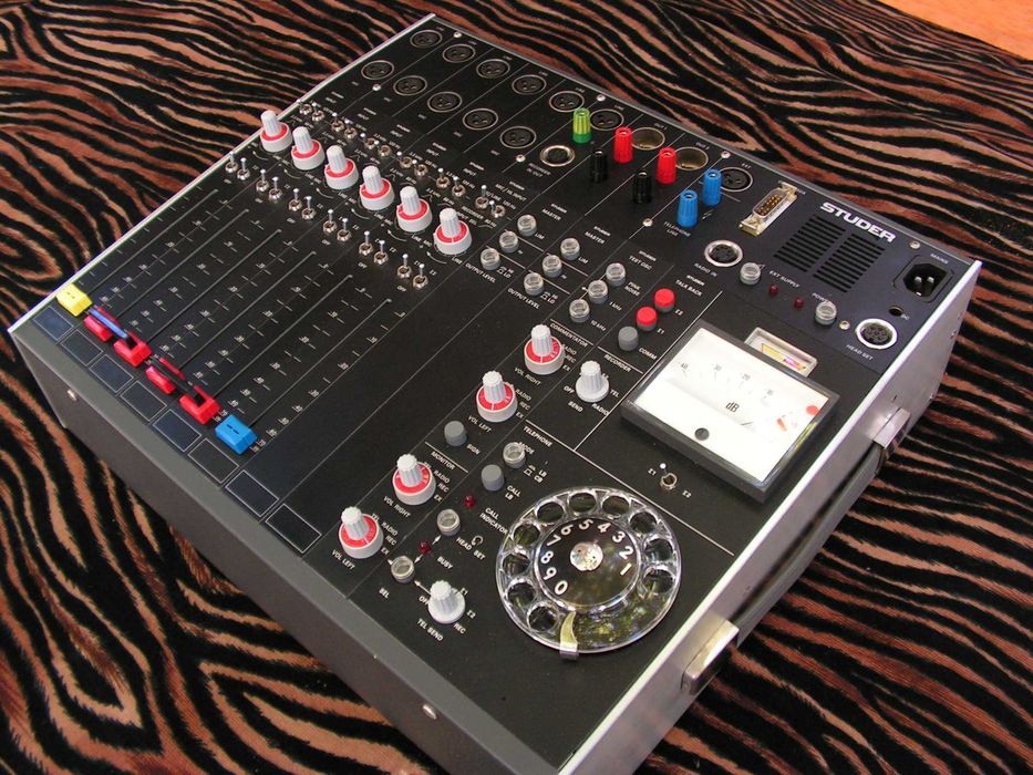 Смесителен пулт, Винтидж MIXER  Studer 069 6/2 в уникален комплект