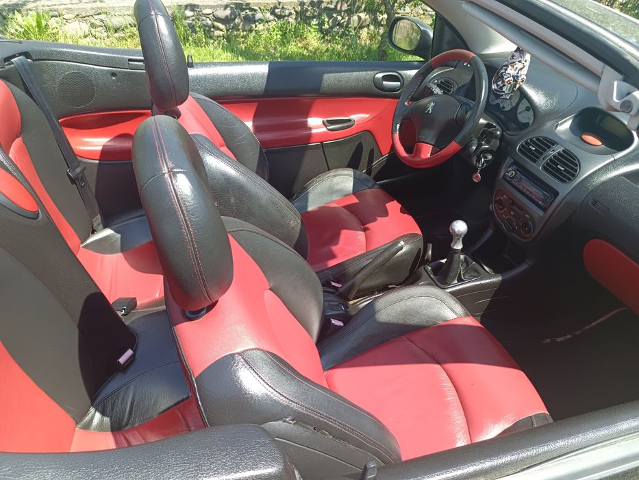 Vând Peugeot 206 cc