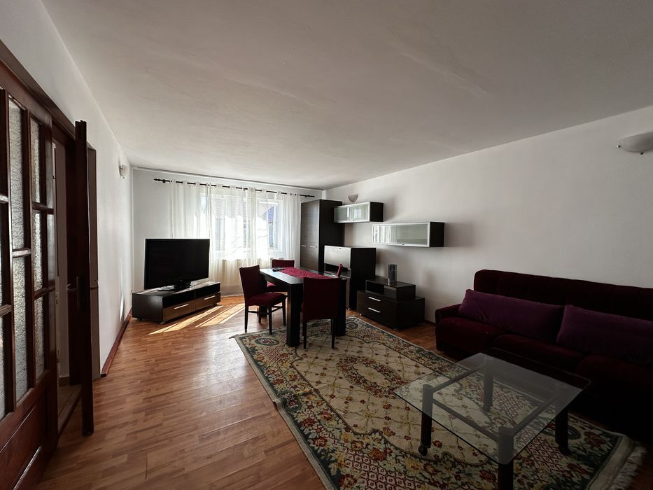 Ofer spre închiriere casă, zona Partoș