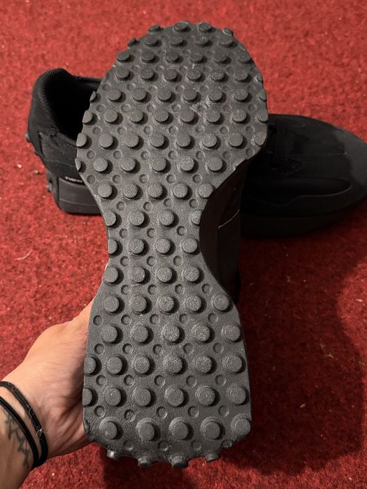 Adidasi new balance, marimea 45. Calapodul este mai mic, se potriveste pentru 43