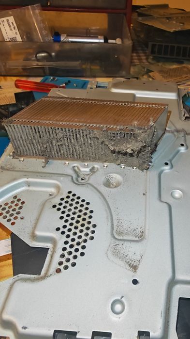 Revizii si reparatii console/laptopuri/calculatoare