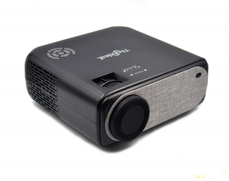 Проектор Thundeal TD97, в отличном состоянии.