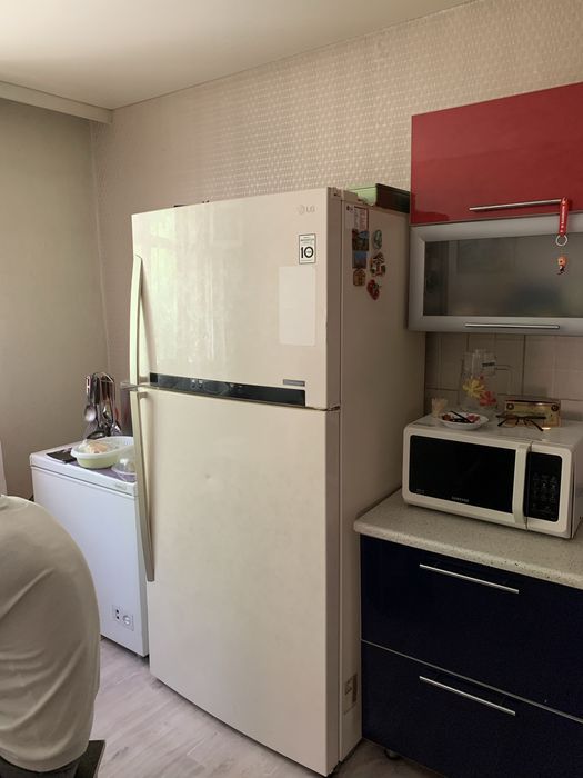 Продается Холодильник LG бальшой