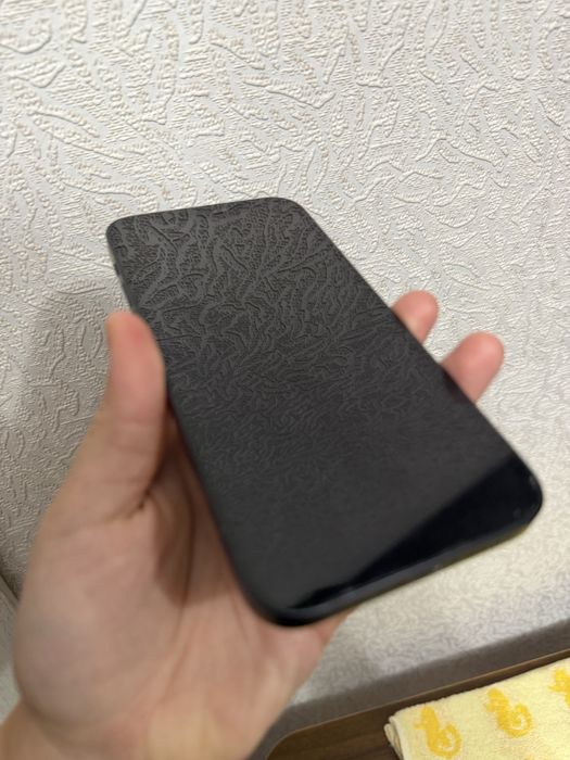 Iphone 12 б/у акб 77%