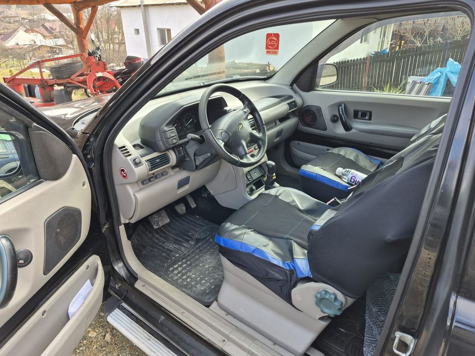 Land Rover Frelander 1 deosebit de frumos