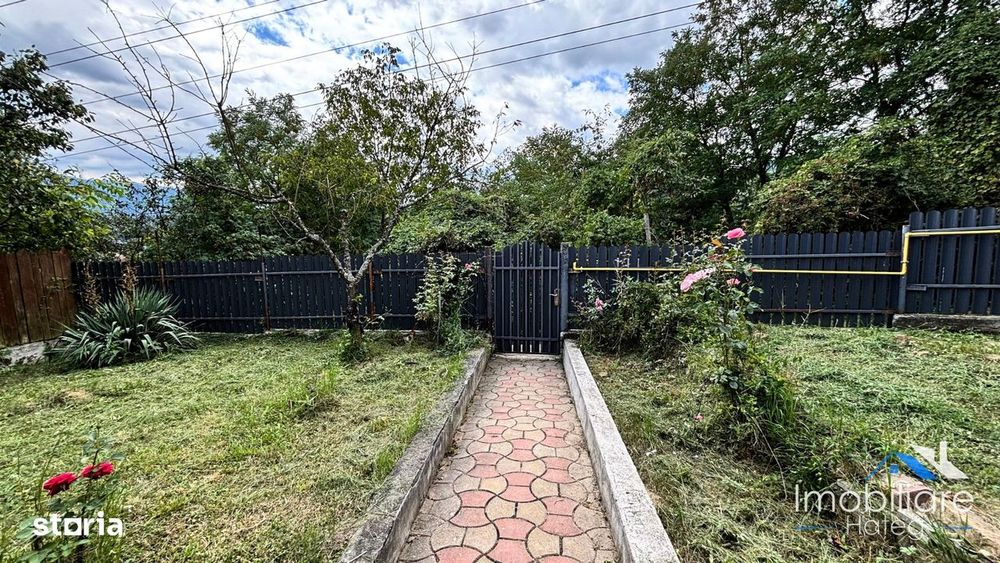 Casă 3 camere de vânzare – Str. Măgurii | Petroșani Nord