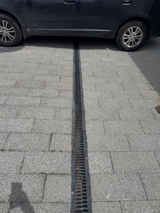 Лоток пластик + кришка чугун. Стилот ва Гидролика. Юк котариши 32 тона