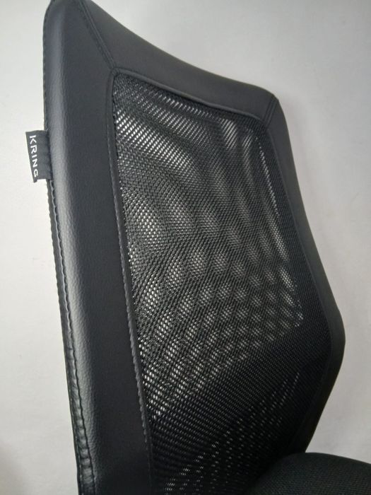 Scaun de birou negru