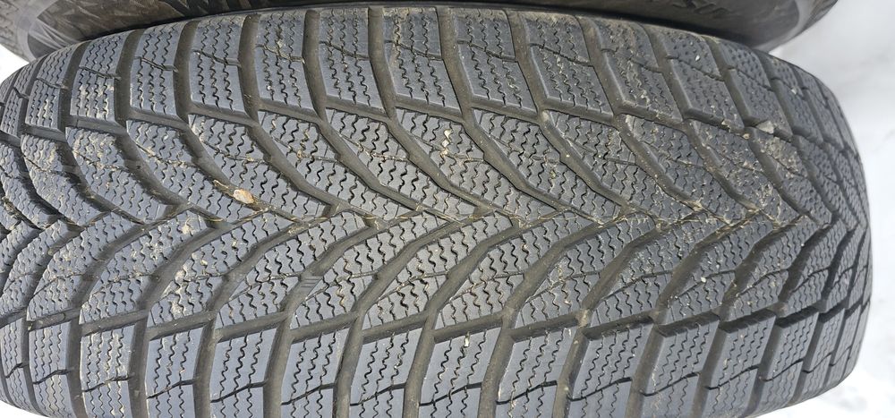 Гуми с джанти за джип