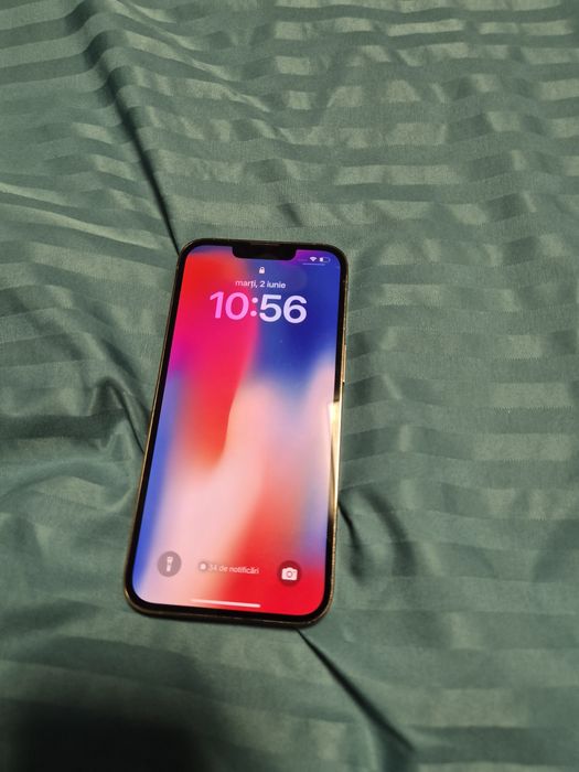 Iphone 13 pro gold