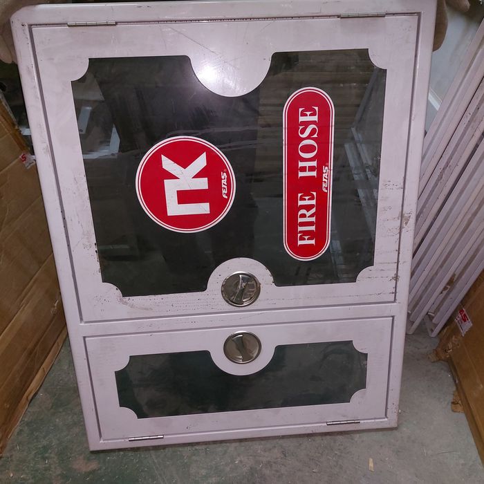 Двери для пожарного щита, дверца для пожарной щитовой