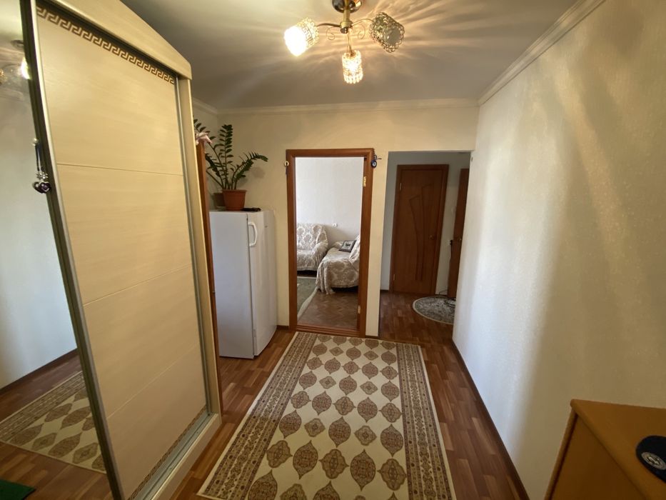 Срочно Продам квартиру в 8 мкр