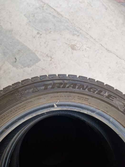 Triangle 215/55/17 зимний