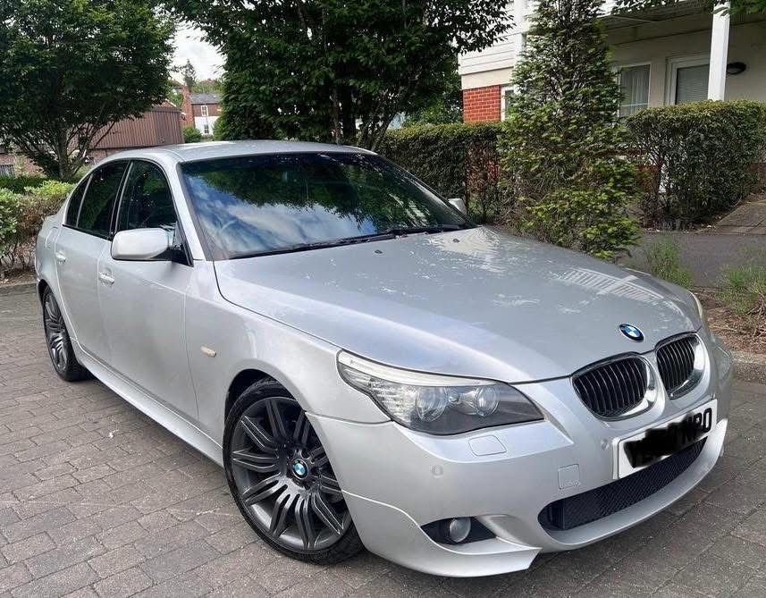 Dezmembrez BMW 525d E60 LCI 3.0D, 197cp M PACK,Navi ,xenon adaptiv