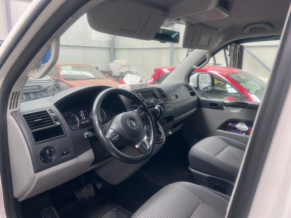 Volkswagen Caravelle