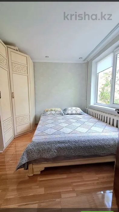 Продам квартиру мкр Стрритель