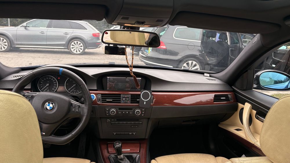 Vând BMW e91 pachet M 2008 , N47, 177cp , full option