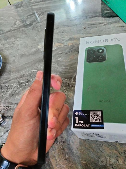 Sotiladi Honor x7c