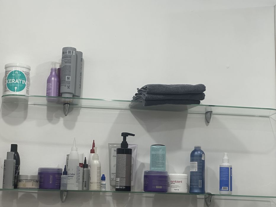 Продам полочки стеклянные