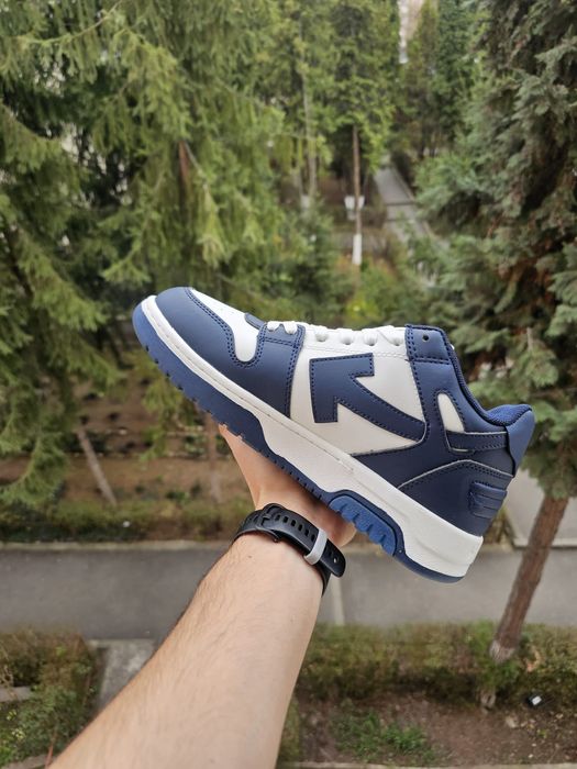 Off-White Out of Office 40 42